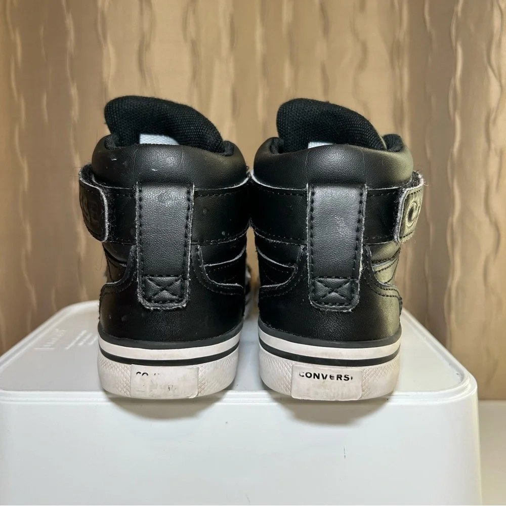 Converse All Star Pro Blaze Strap Kid's 11 Sneaker Black Leather High Top